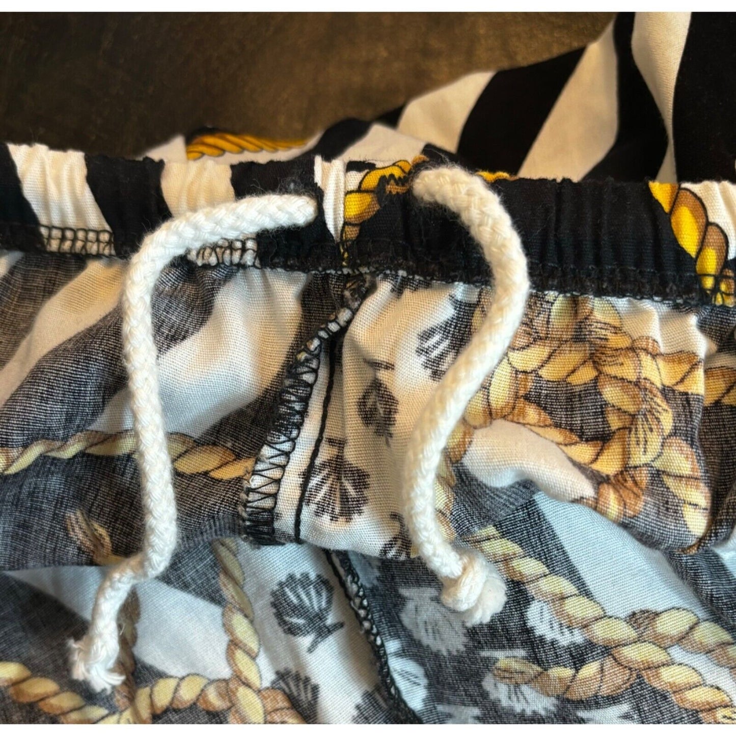 Vintage 90s Baroque Style All Over Print Parachute Hippie Genie Pants