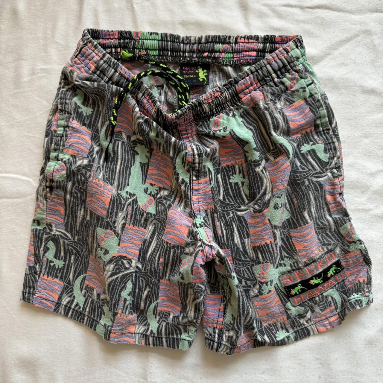 Vintage 90s Streetwear Gecko Hawaii Day-Glo Neon Shorts