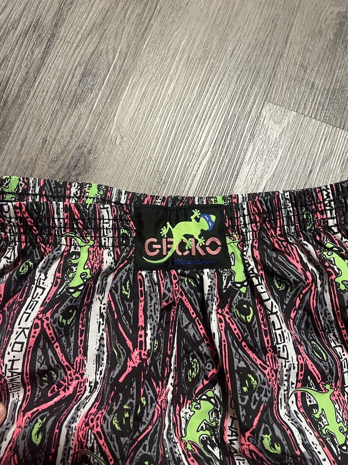 Vintage 90s Gecko Hawaii Surf Style Beach Neon Day-Glo Parachute Beach Pants