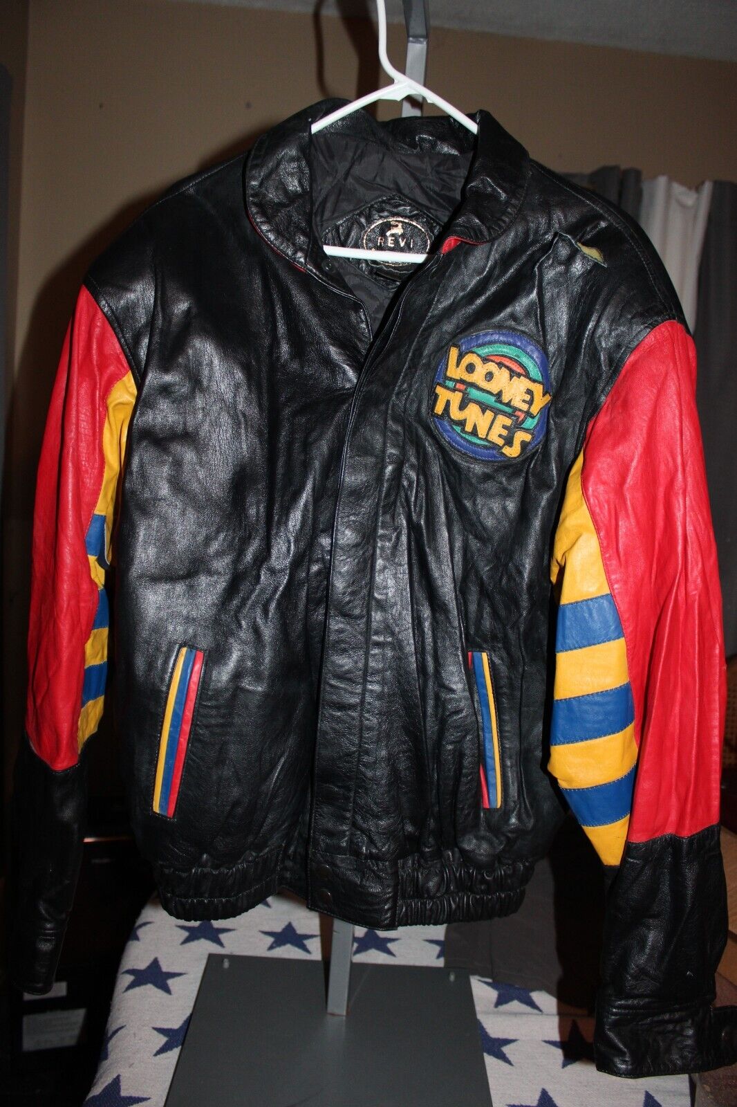 Vintage 80s Looney Tunes Leather Racing Jacket Warner Bros Bugs Bunny Taz Sylvester Donad Duck Cartoon REVI Bomber