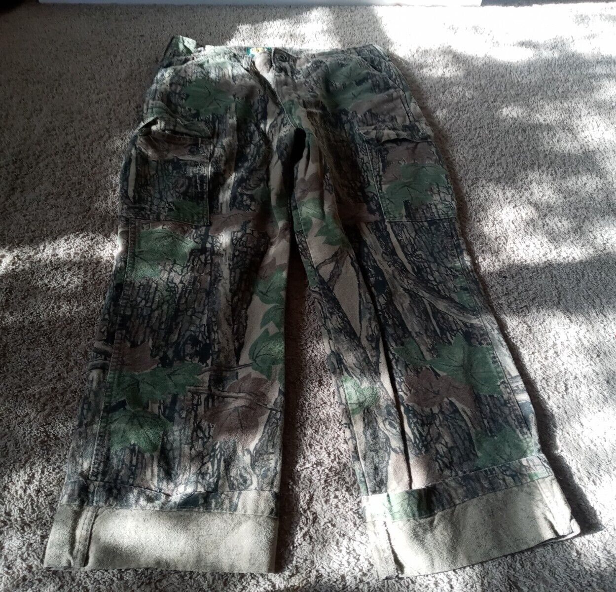 Cabelas 90s Camouflage Hunting Wide Cargo Camo Pants