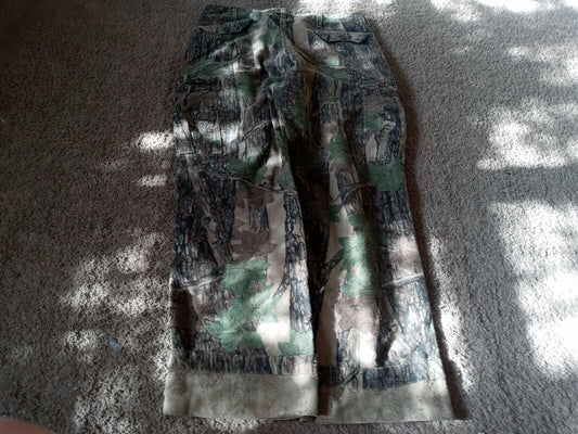 Cabelas 90s Camouflage Hunting Wide Cargo Camo Pants