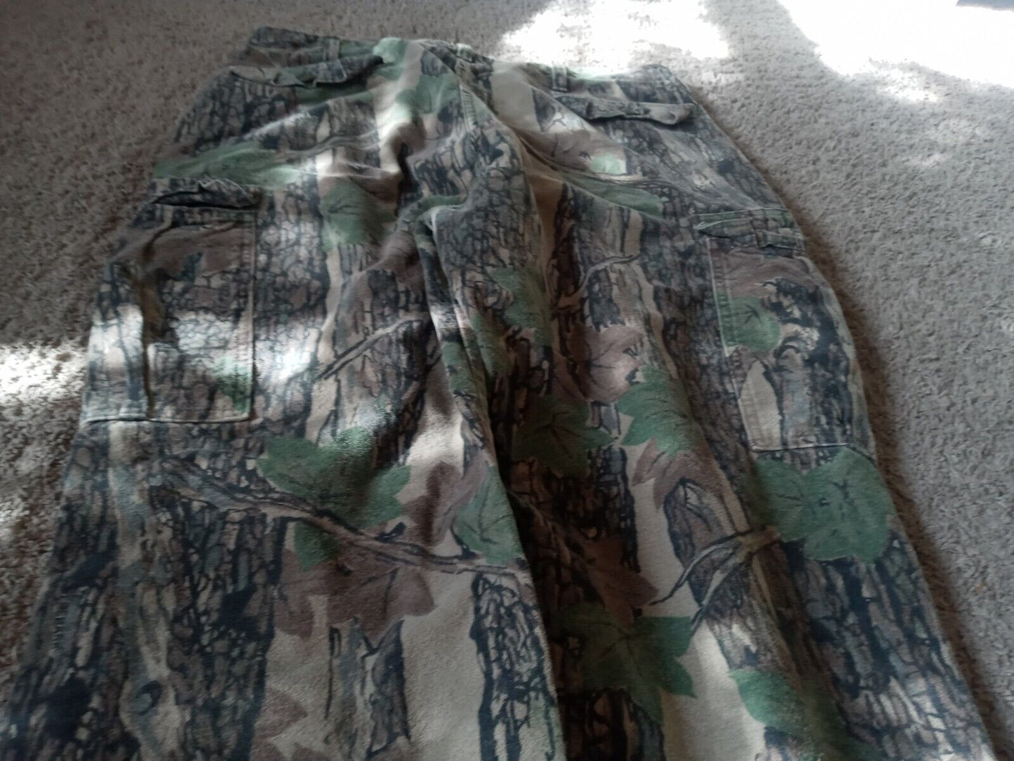 Cabelas 90s Camouflage Hunting Wide Cargo Camo Pants